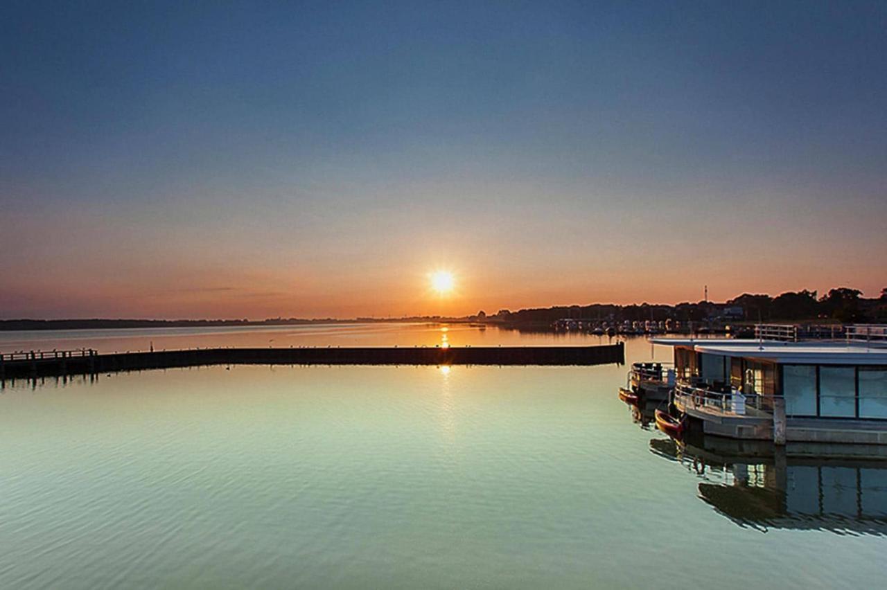 Hausboot Floating Houses Blue Active In Ribnitz-Damgarten Exterior foto